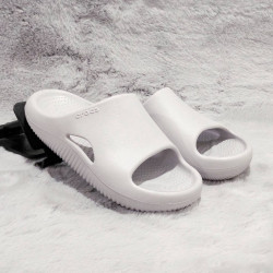 crocs new flip flops, unisex size, OEM, full rubber